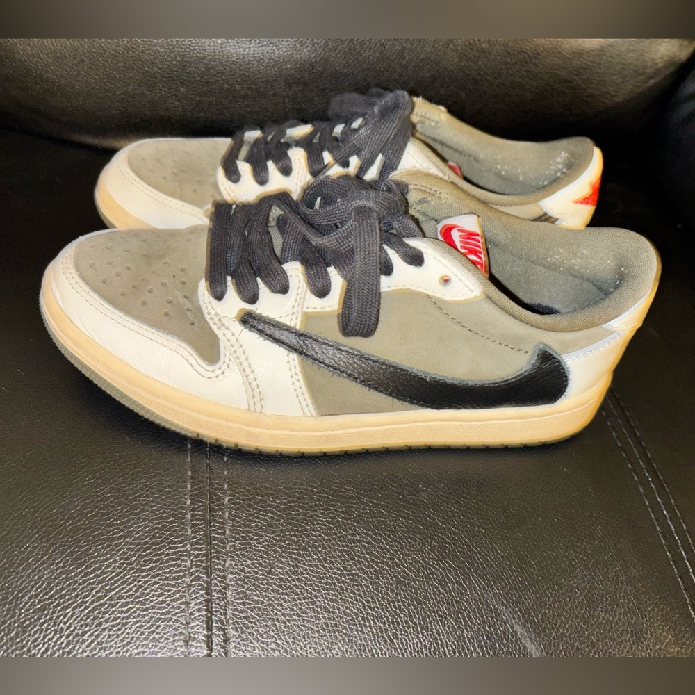 Travis Scott Low OG SP 'Olive' - Olive/Black/White - Picture 5 of 10